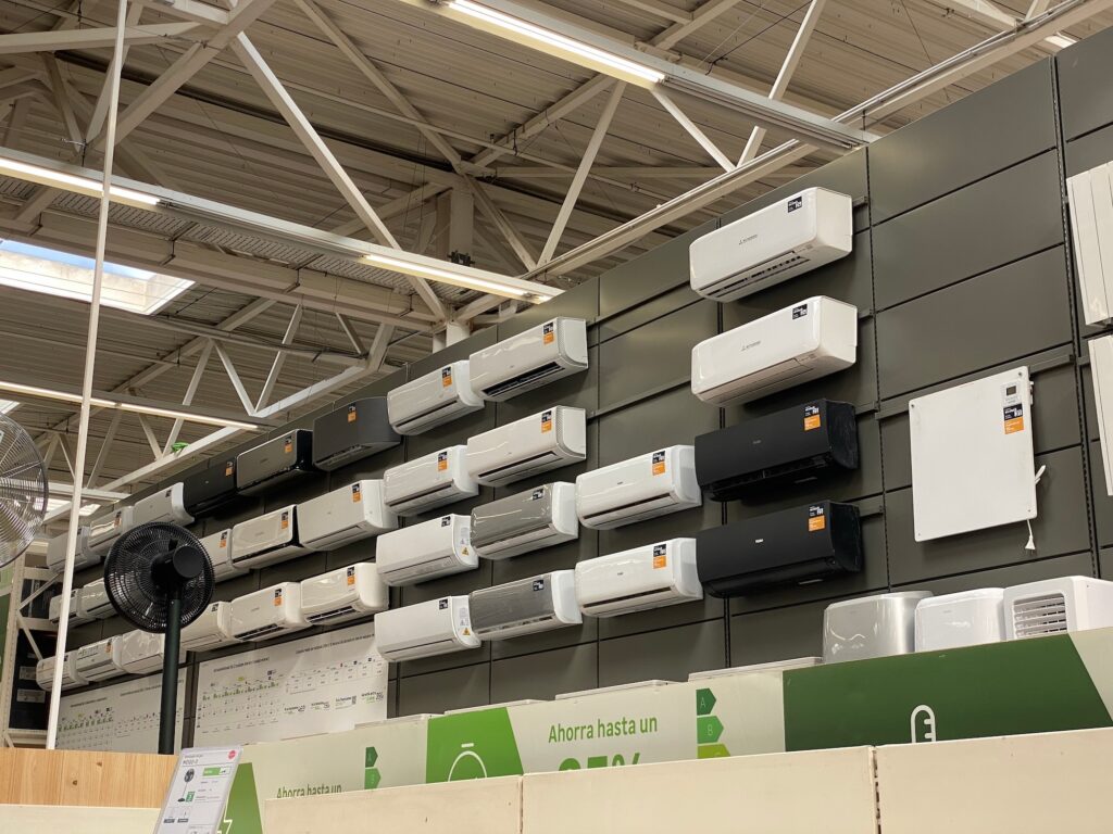 Primul aer condiționat: cele mai frecvente greșeli de cumpărare pe care le fac 8 din 10 români 1 Primul aer condiționat: cele mai frecvente greșeli de cumpărare pe care le fac 8 din 10 români