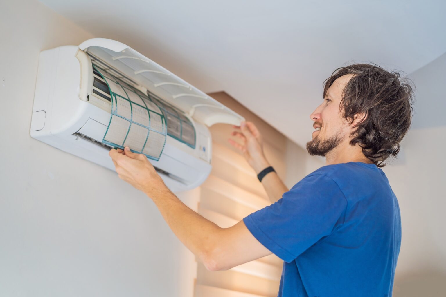 Ghid complet: cum pregătești locuința pentru sezonul cald fără să crească factura Ghid complet: cum pregătești locuința pentru sezonul cald fără să crească factura